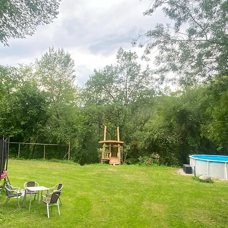 Banal - Y Masia Rural Campsite Montagut